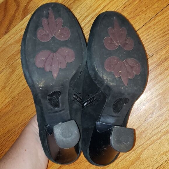 Born Black heels  - Picture 7 of 9